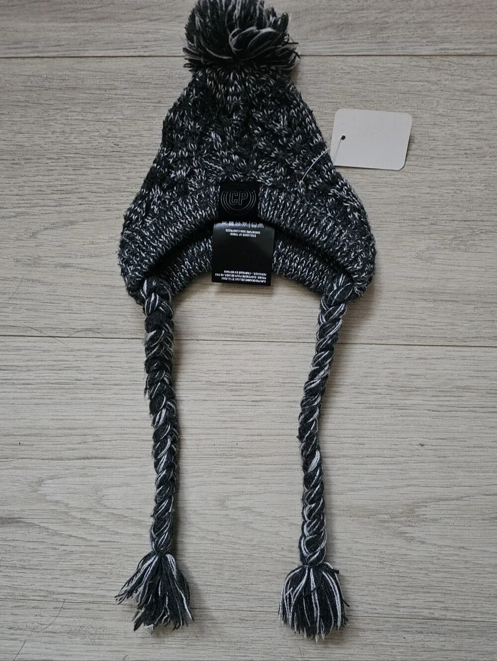 Canada Pooch Knit Pom-Pom Hat M/M – Gray Marled Earflap Beanie - NWOT